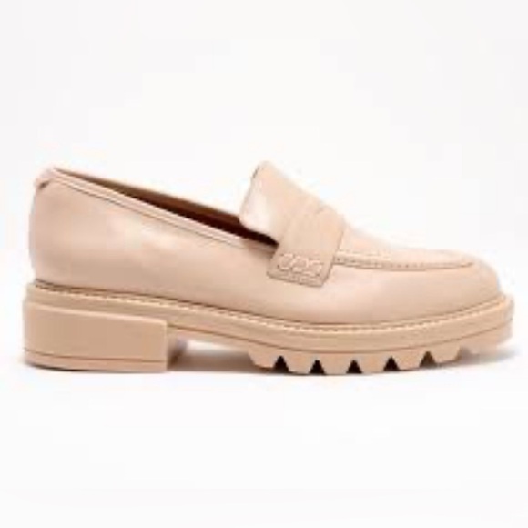 Bernardo Shoes - Bernardo Chandler Leather Lug Sole Platform Loafers, Women’s Size 8.5 Blush